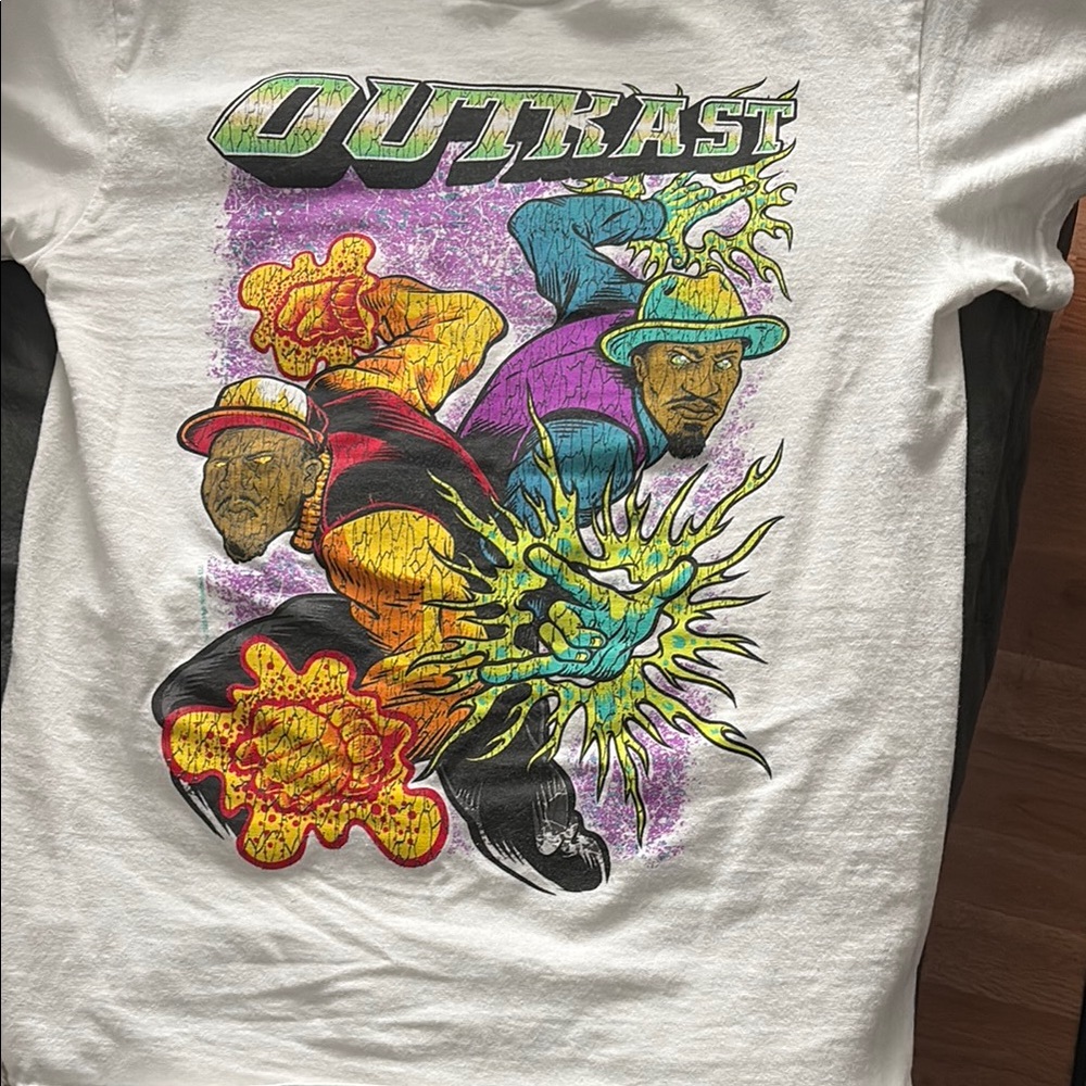 Graphic White T-Shirt